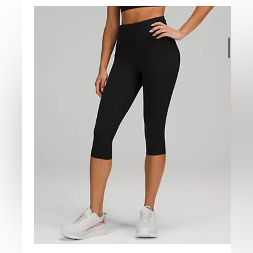 Lululemon Swift Speed High-Rise Crop 19”